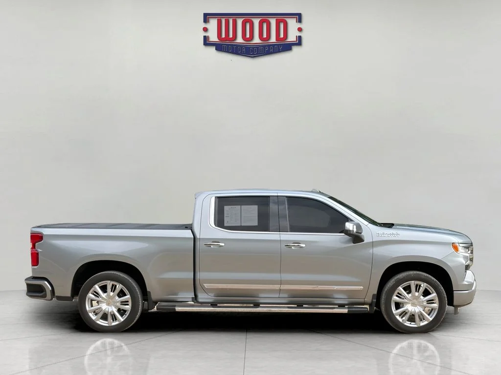 Used 2025 Sterling Gray Metallic Chevrolet High Country image 2