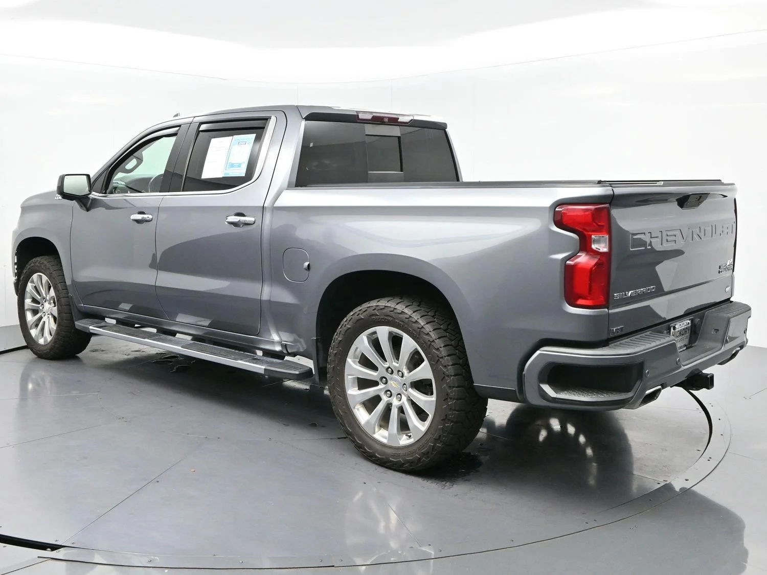 Used 2019 Satin Steel Metallic Chevrolet High Country image 5
