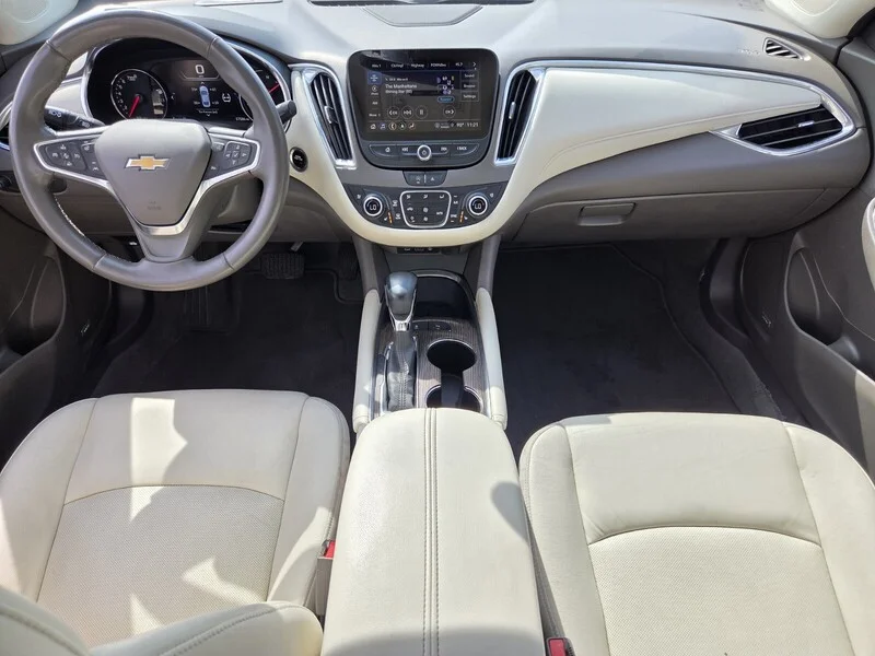 Used 2024 Mineral Gray Metallic CHEVROLET LT image 14