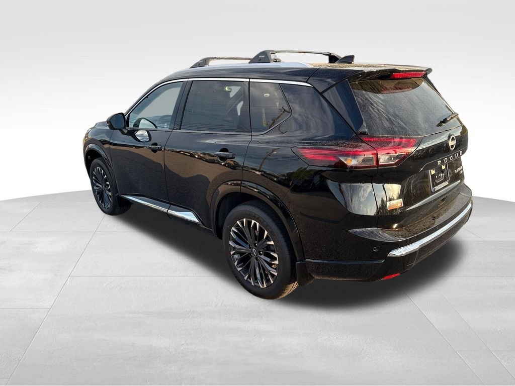 New 2026 Black Nissan Platinum image 4
