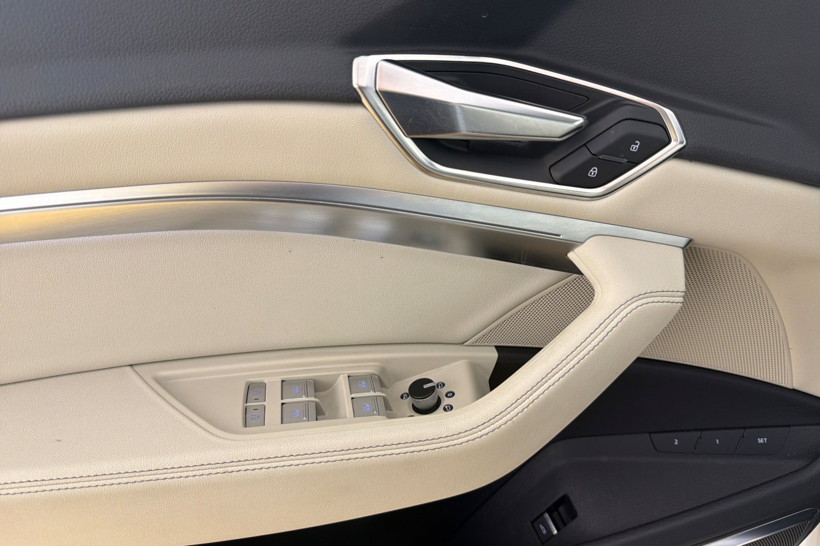 Used 2024 Glacier White Metallic Audi Premium Plus quattro image 10