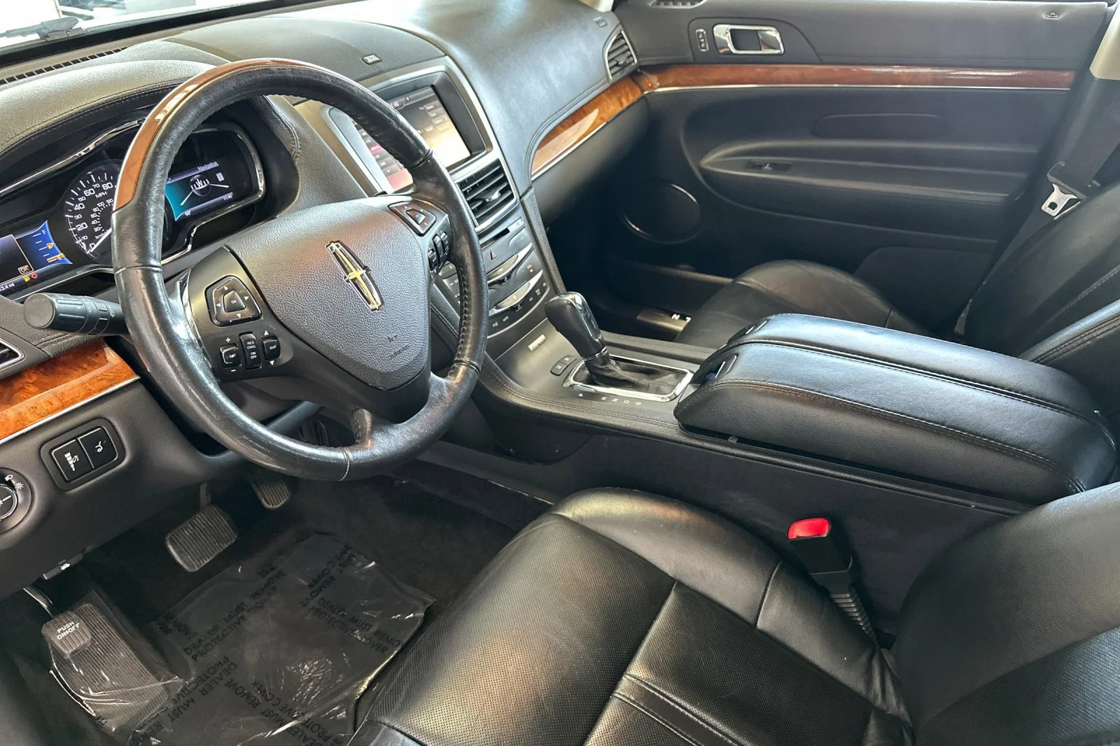 Used 2014 Tuxedo Black Metallic Lincoln EcoBoost image 10
