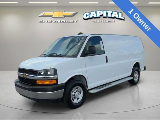 2024 Chevrolet Express 2500 Work Van HD's photo