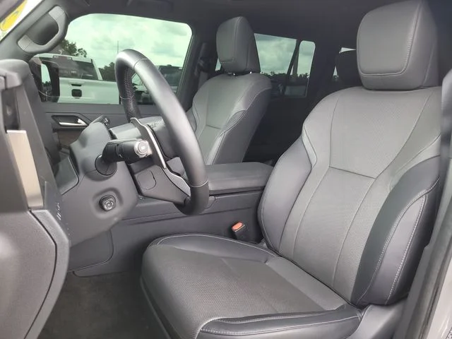 Used 2024  Lexus 550 Premium+ image 21