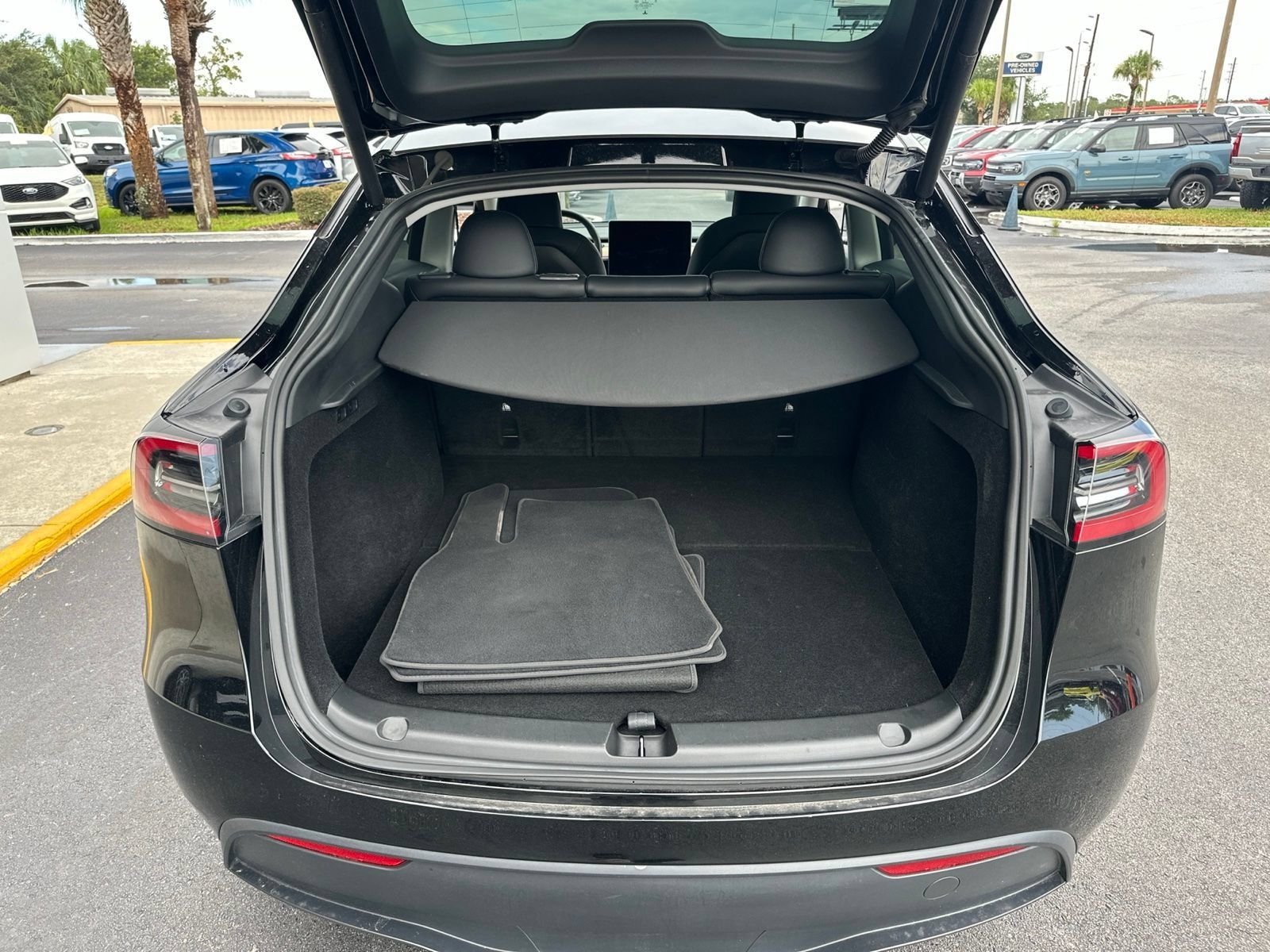Used 2023 Black Tesla Long Range image 15