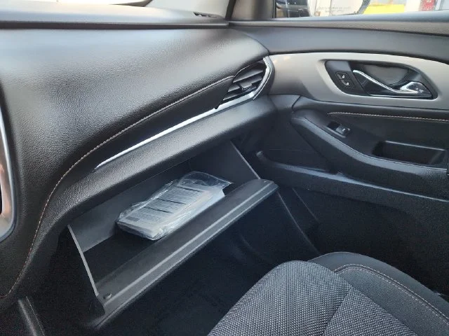 Used 2018 Black Chevrolet LT image 47
