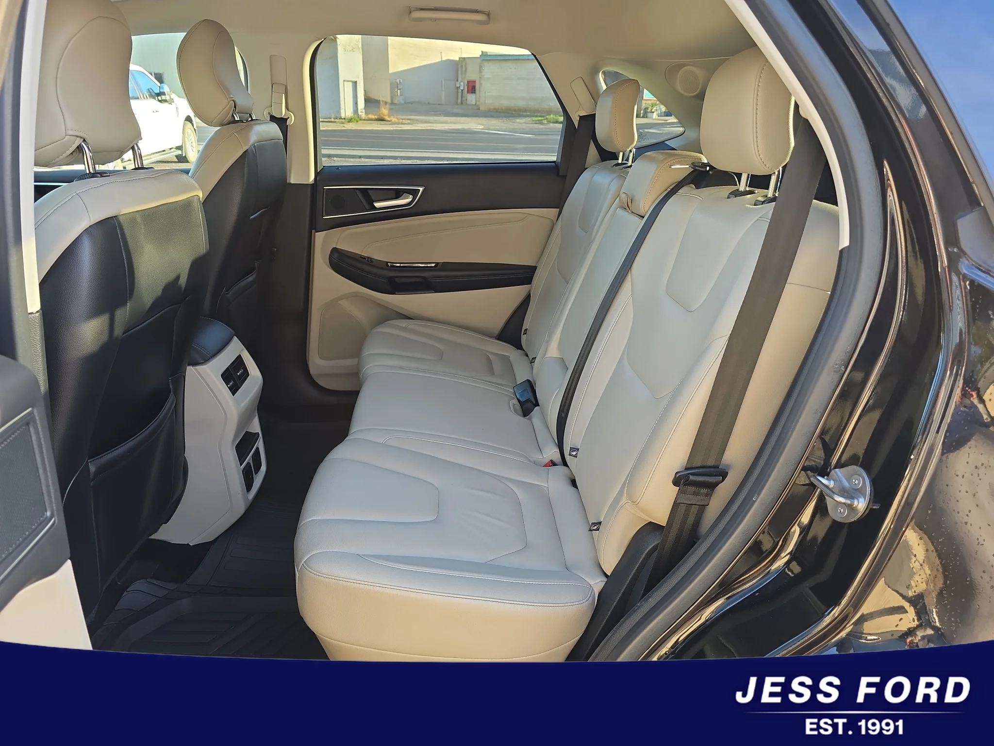 Used 2018 Shadow Black Ford Titanium image 11
