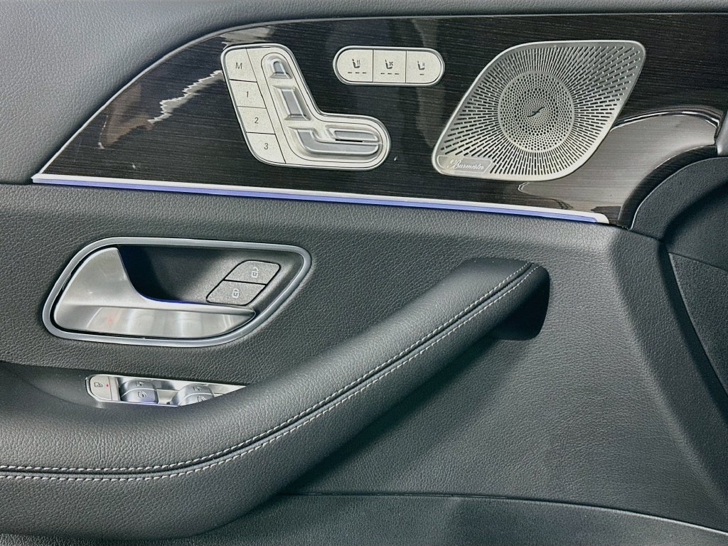 New 2026 Twilight Blue Metallic Mercedes-Benz GLS 450 image 50