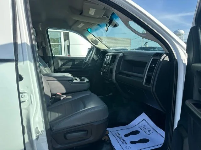 Used 2017 Bright White Clearcoat Ram Tradesman image 7