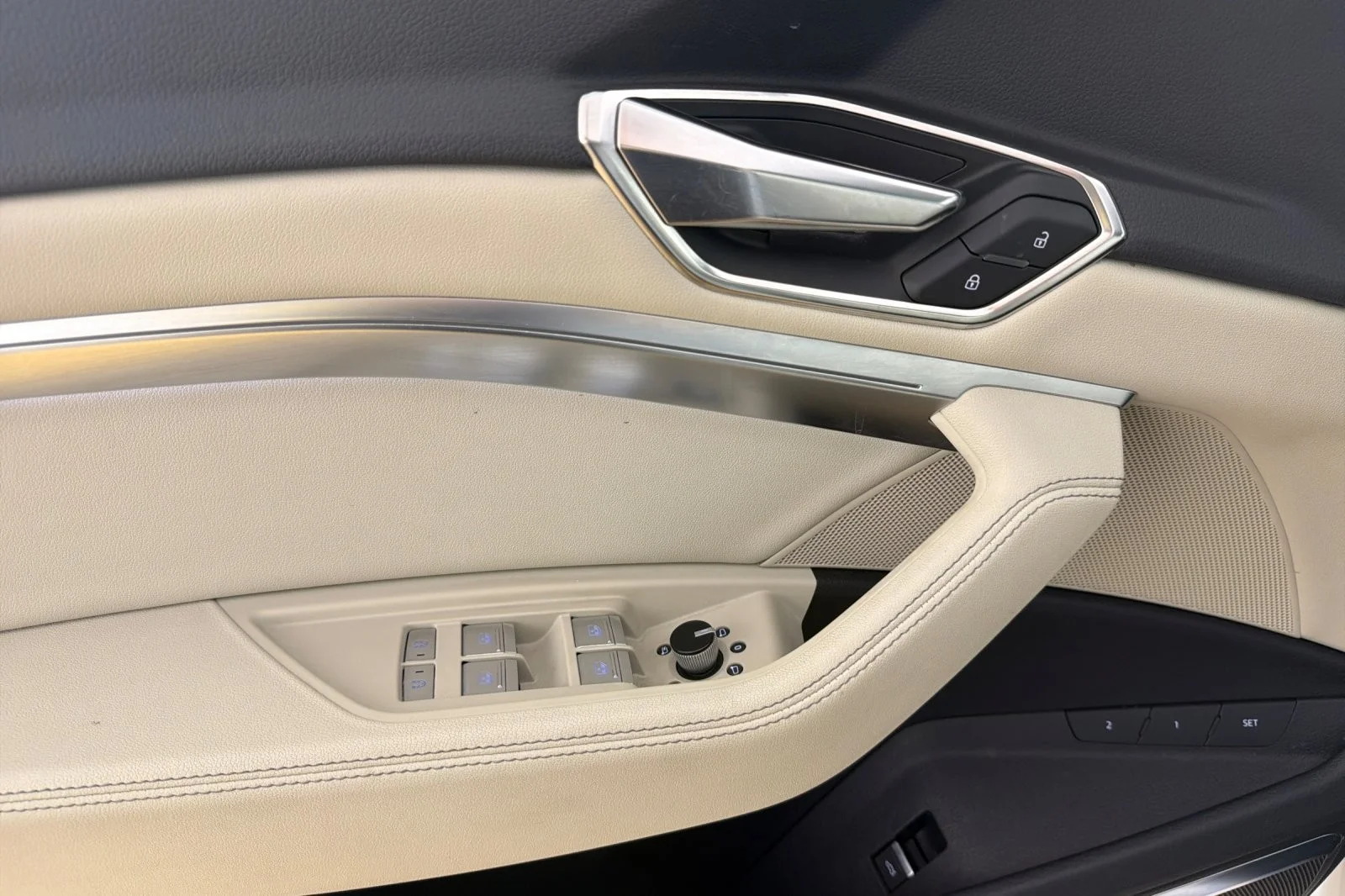 Used 2024 Glacier White Metallic Audi Premium Plus quattro image 10