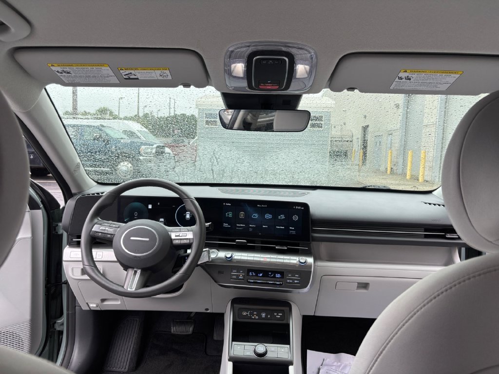 Used 2025 Green Hyundai SEL Convenience image 40