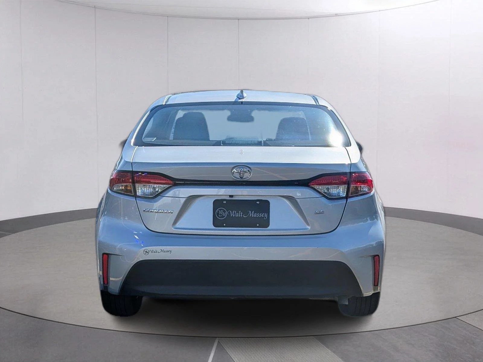 Used 2025 Classic Silver Metallic Toyota LE image 4