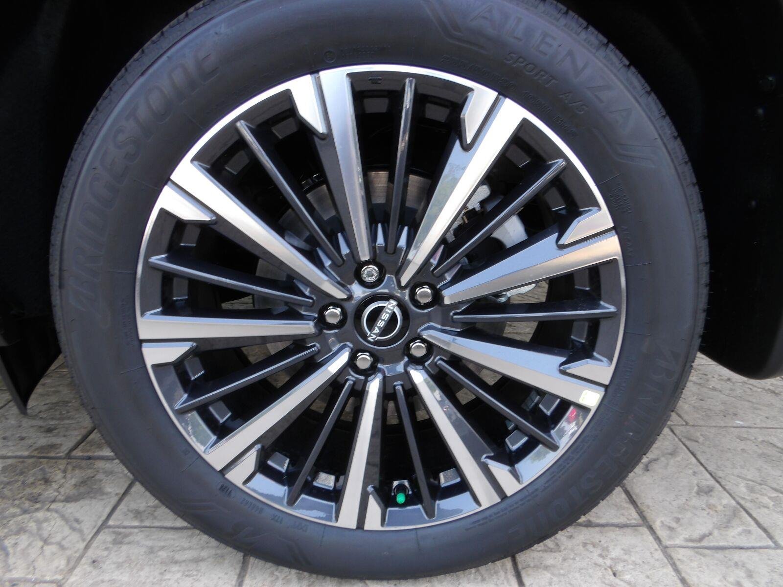 New 2026 Baltic Teal Pearl Nissan Platinum image 12