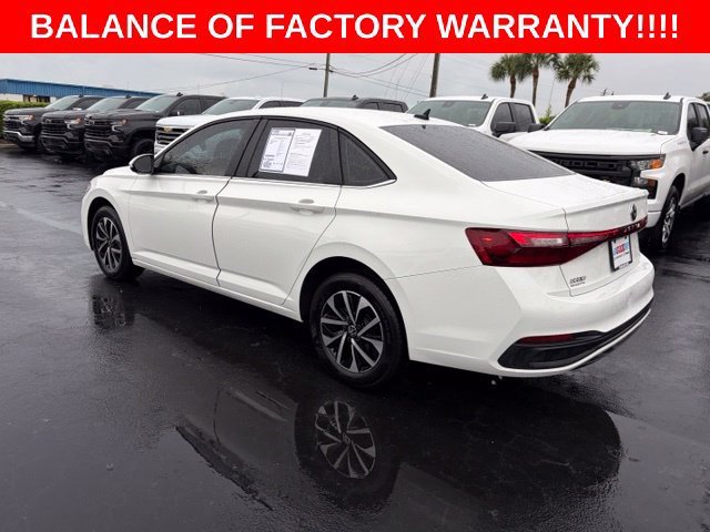 Used 2025 White Volkswagen 1.5T S image 4
