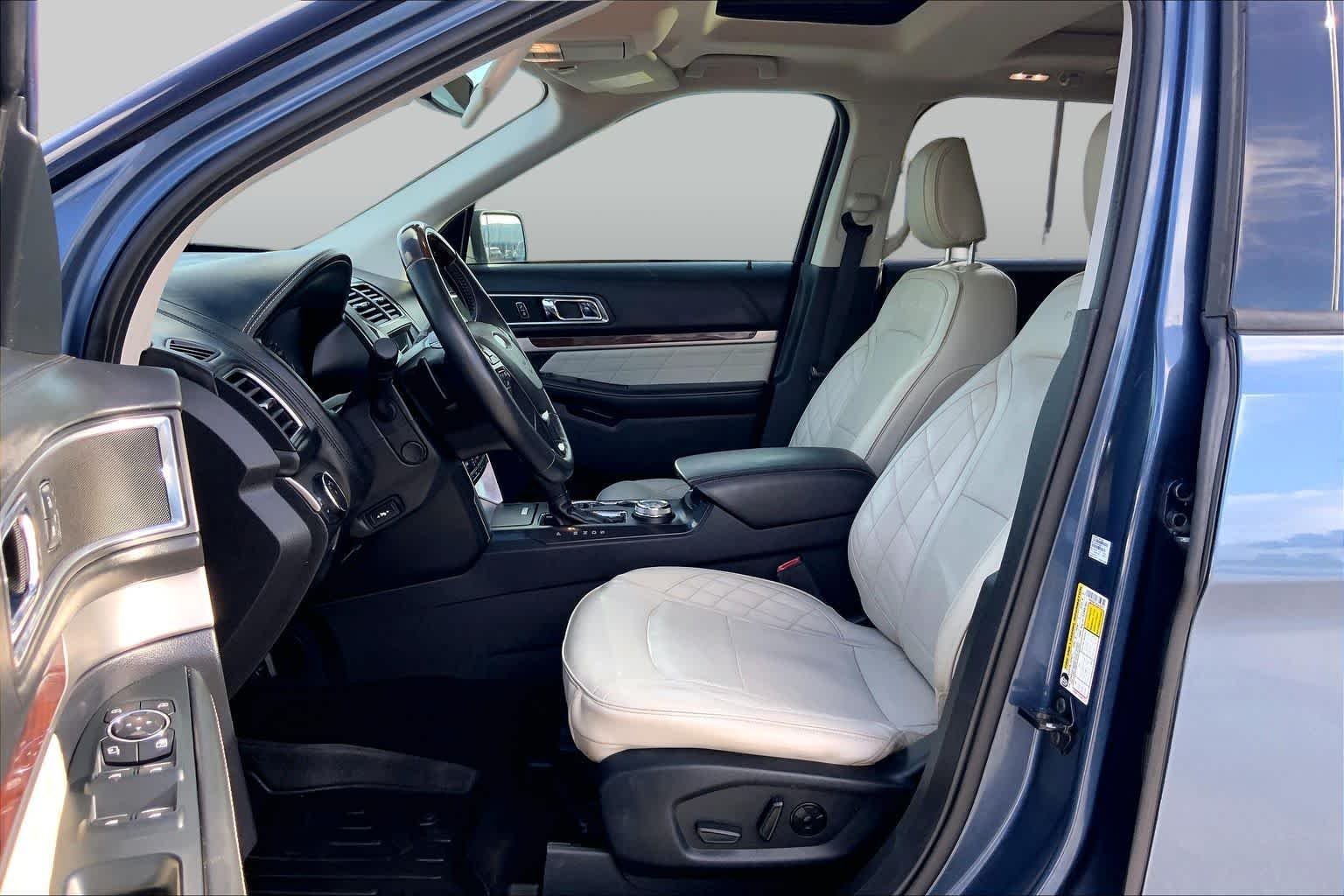 Used 2019 Blue Ford Platinum image 8