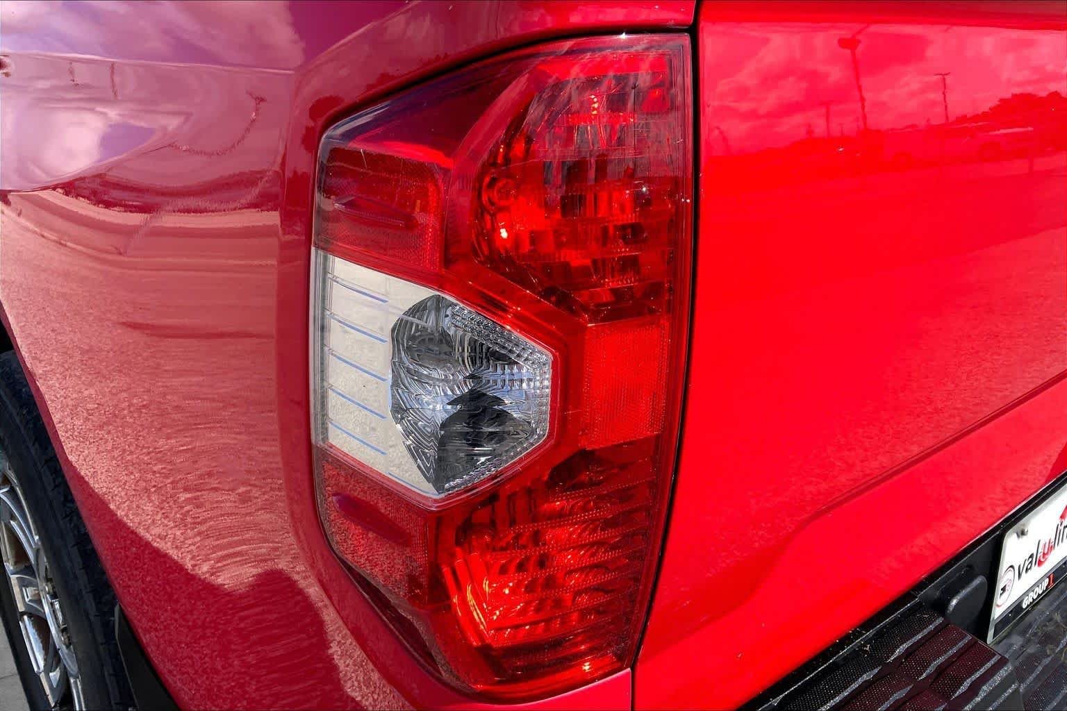 Used 2014 Radiant Red Toyota SR image 28