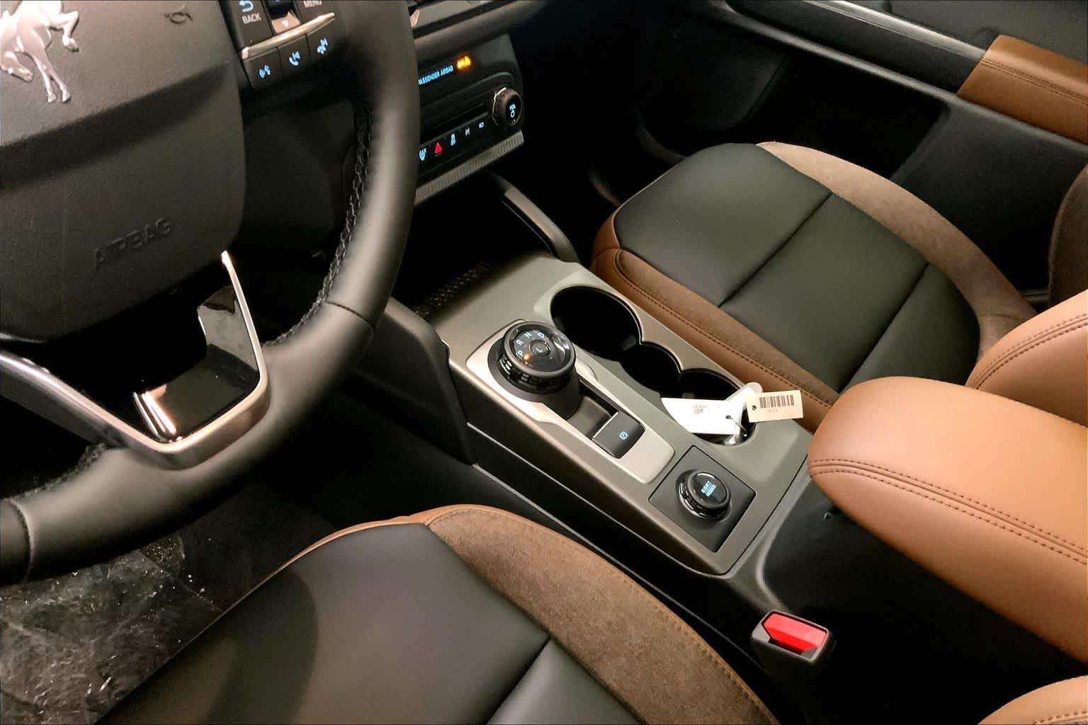 New 2026 Azure Gray Metallic Tri-Coat Ford Outer Banks® image 6