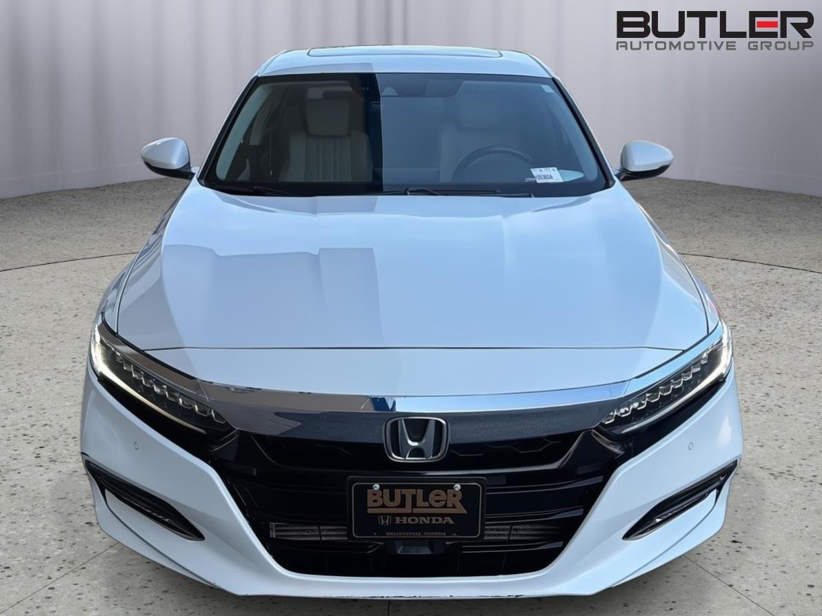 Used 2018 Platinum White Pearl Honda Touring image 9