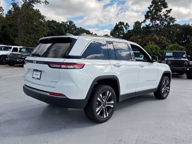 New 2027 Bright White Clearcoat Jeep Limited image 9