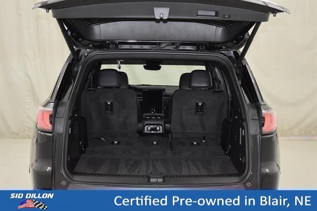 Used 2025 Ebony Twilight Metallic GMC AWD AT4 image 13