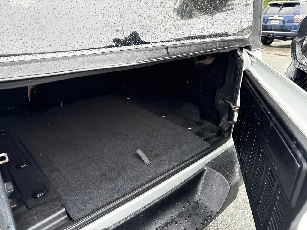 Used 2019 White Jeep Unlimited Sport image 25