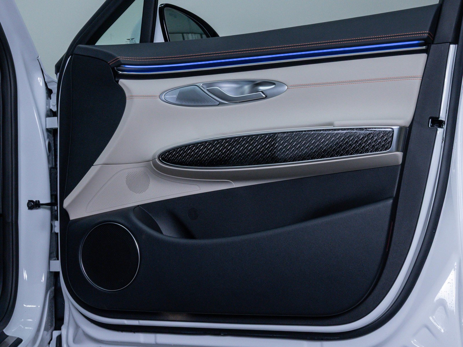 2026 GENESIS GV70 Sport Prestige - Photo 9