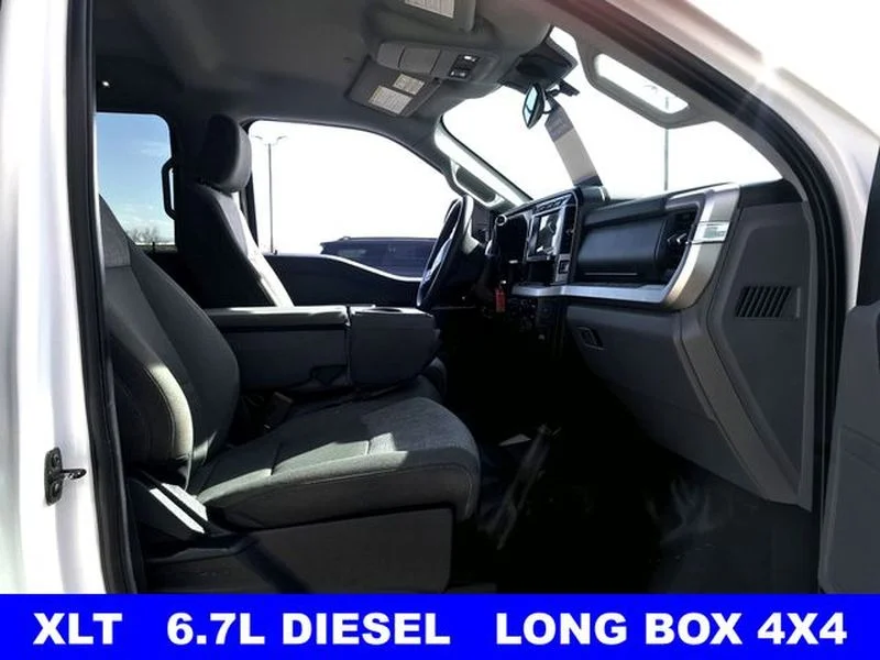 Certified Used 2024 Oxford White Ford XLT image 18