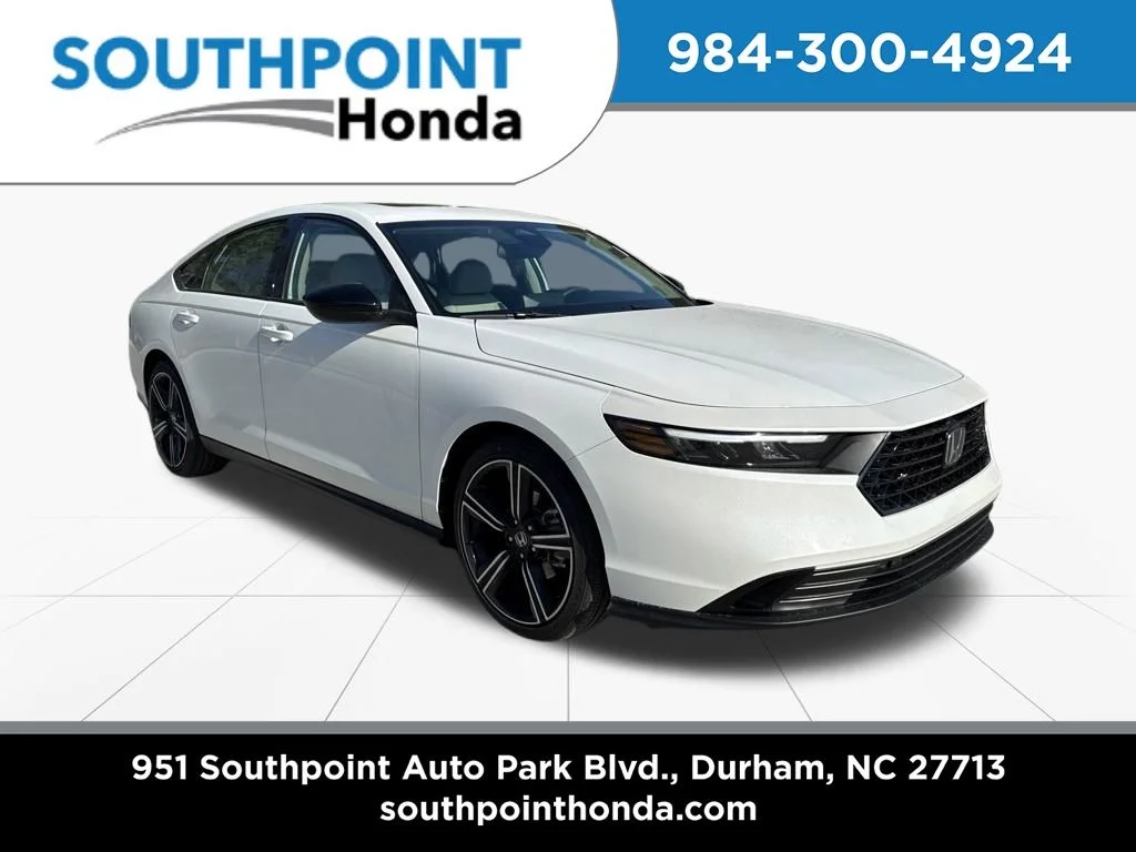 Used 2026 Platinum White Pearl Honda SE image 1