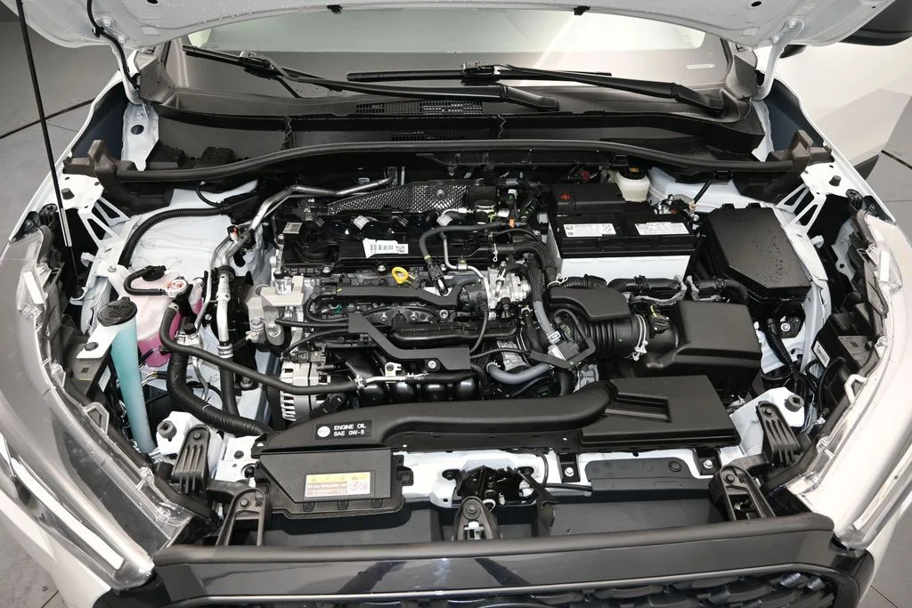Used 2025 Beige Toyota L image 12