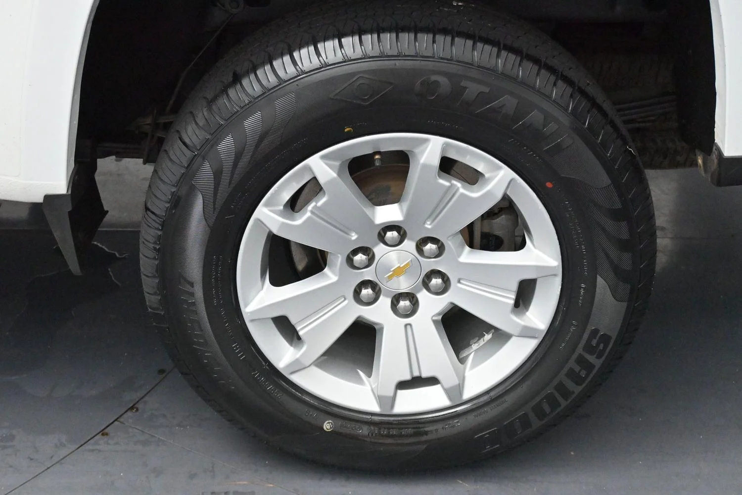 Used 2022 Summit White Chevrolet 4WD LT image 32