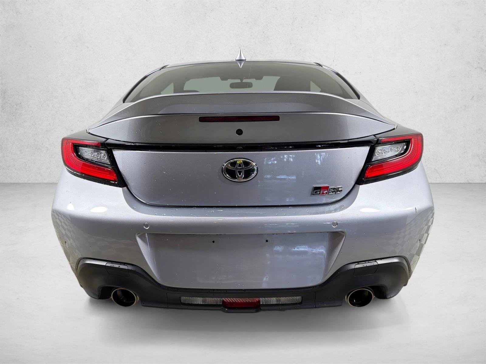 Used 2025 Steel/20 Toyota Premium image 4