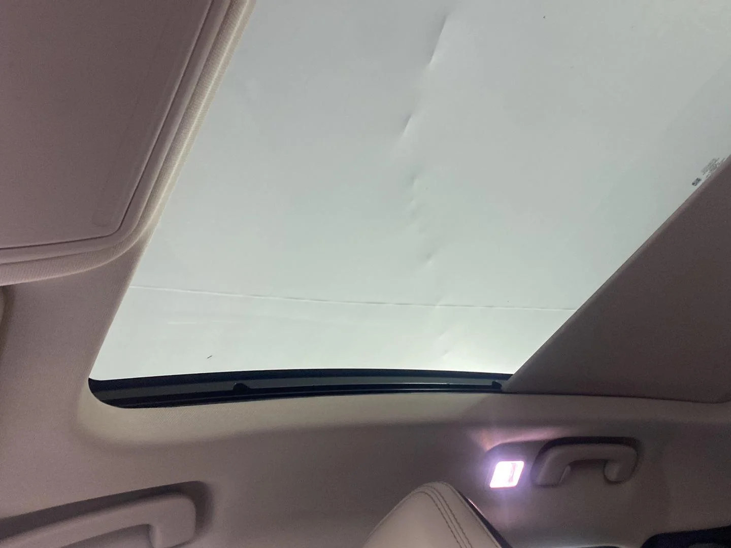 Used 2020 Star White Metallic Tri-Coat Ford Titanium image 11