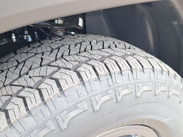 New 2026 Boulder Gray Pearl Nissan Crew Cab PRO-4X® image 27
