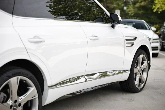 Used 2024 Alta White Genesis 3.5T Prestige image 5