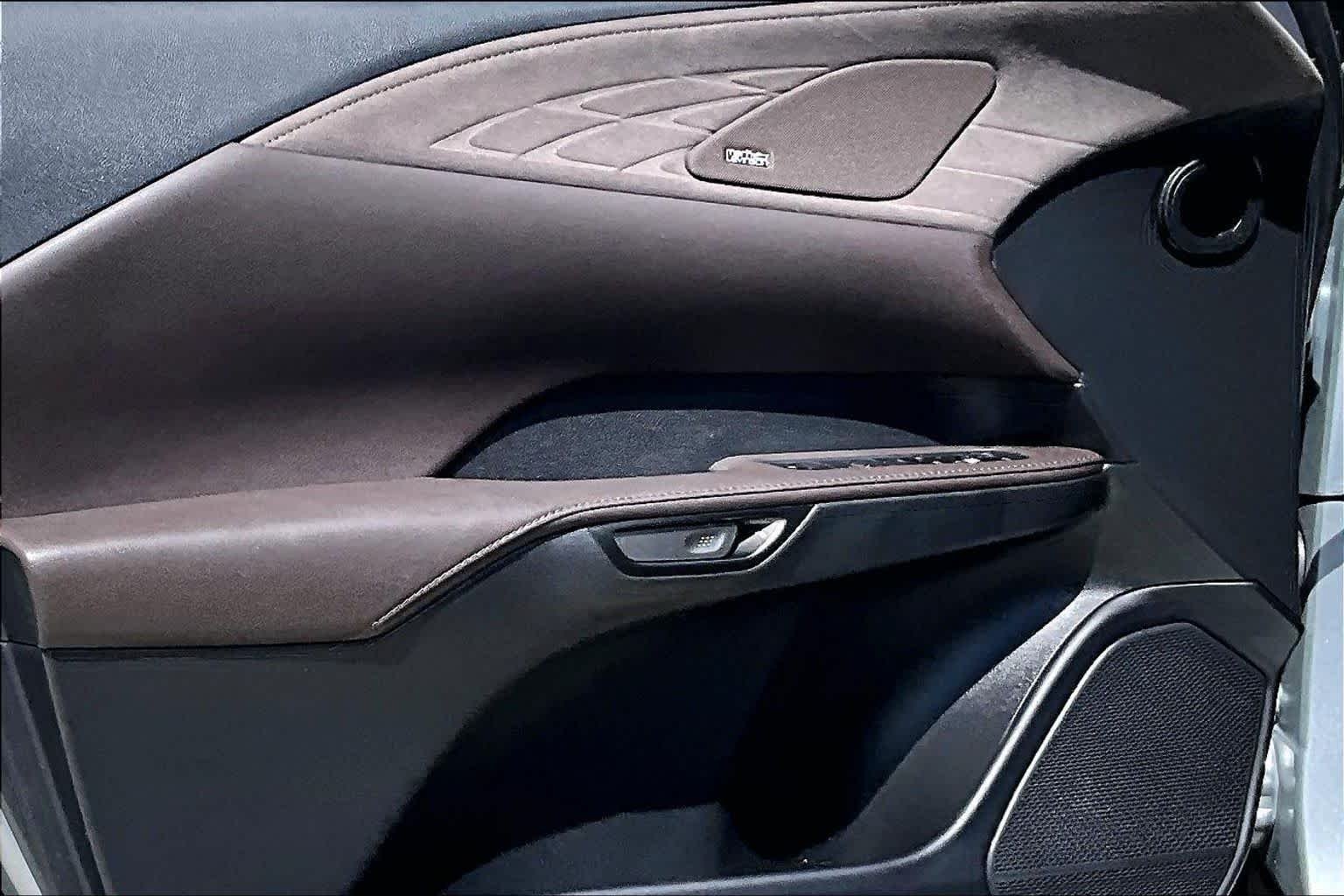Used 2023 Iridium Lexus Luxury image 26