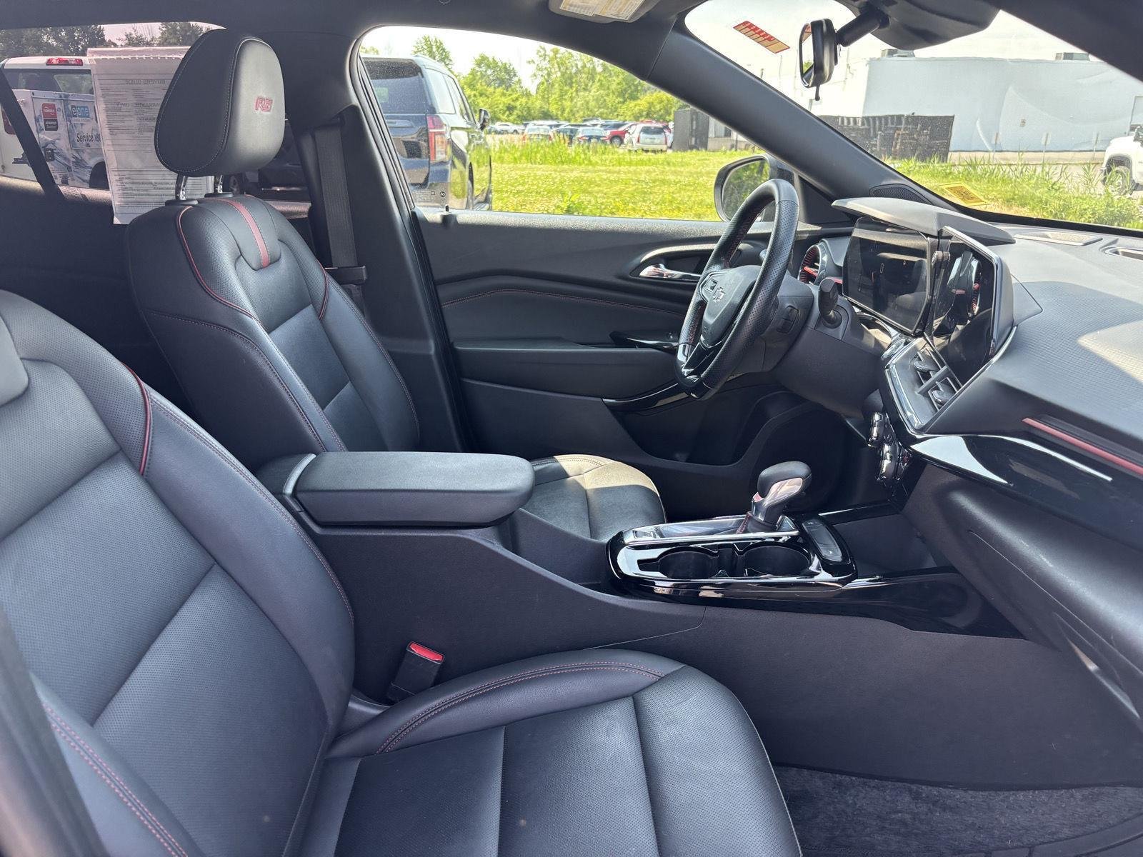 Used 2024 Black Metallic Chevrolet 2RS image 30