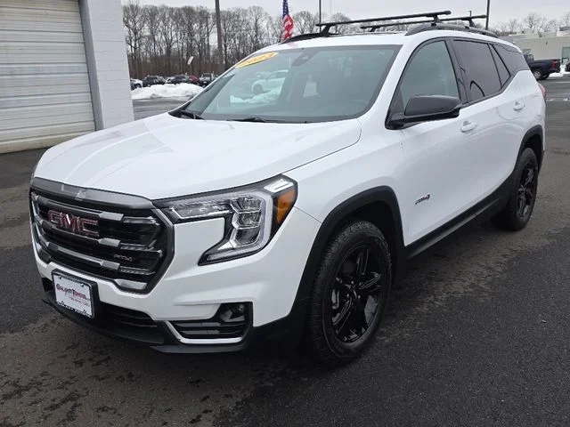 2023 GMC Terrain AT4 - Photo 2