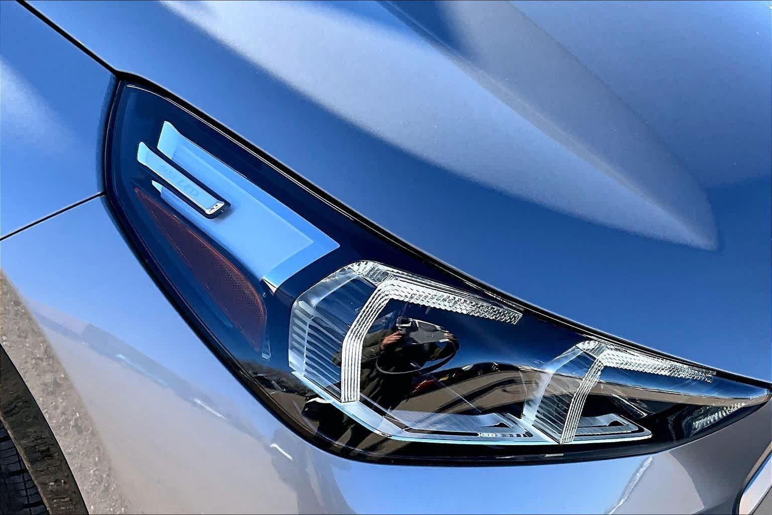 Used 2024 Space Silver Metallic BMW xDrive28i image 25
