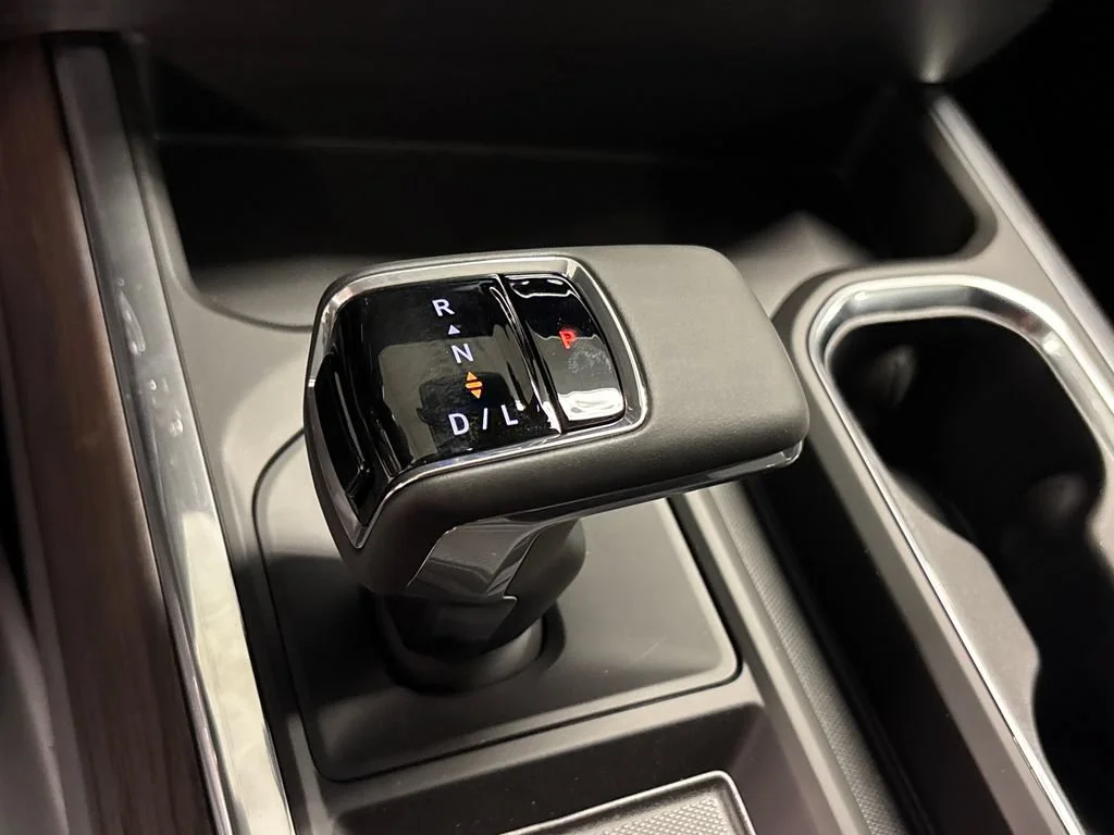 2026 GMC Sierra 1500 SLT - Photo 39
