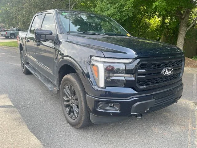 Used 2025 Blue Ford Lariat image 7