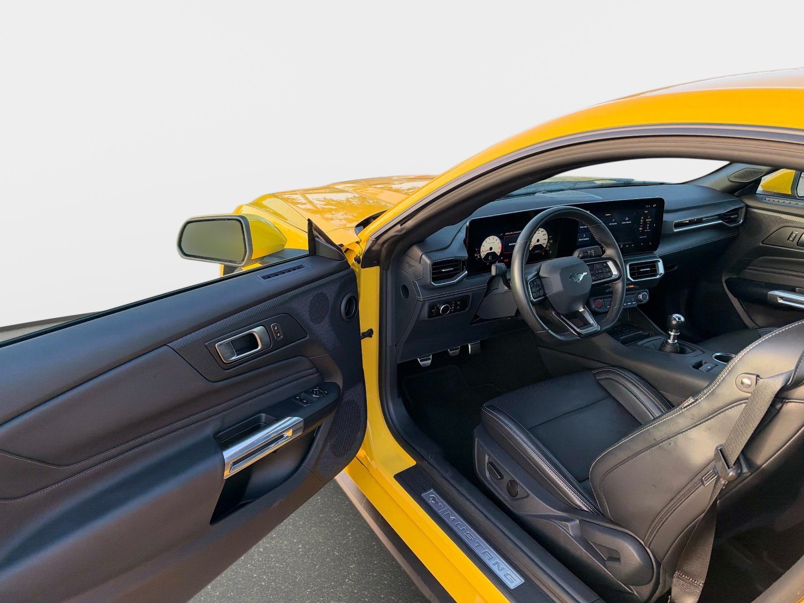 Used 2024 Yellow Splash Metallic Tri-coat Ford GT Premium image 11