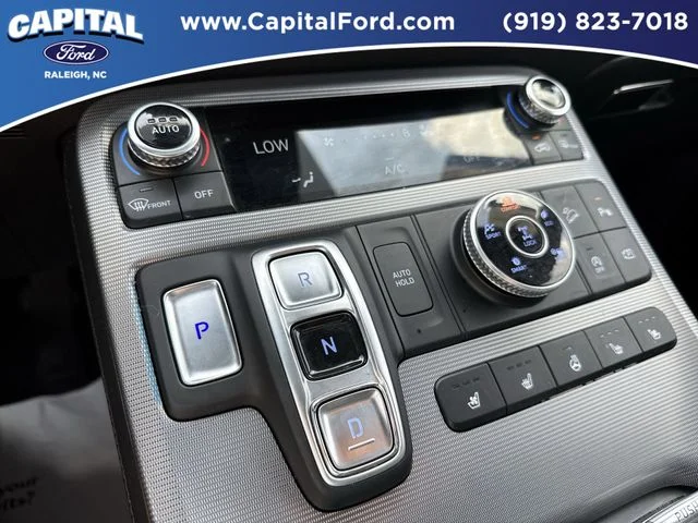 Used 2024 Black Hyundai Calligraphy image 34