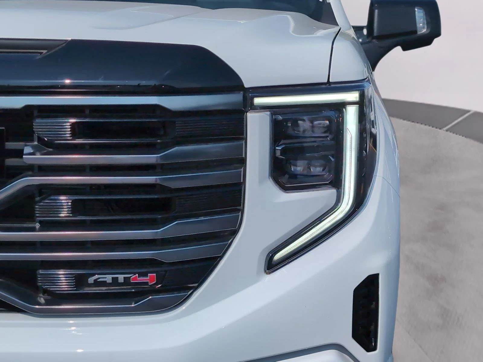 New 2026 Summit White GMC AT4 image 35