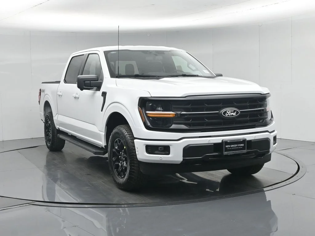 New 2026 Oxford White Ford XLT image 57