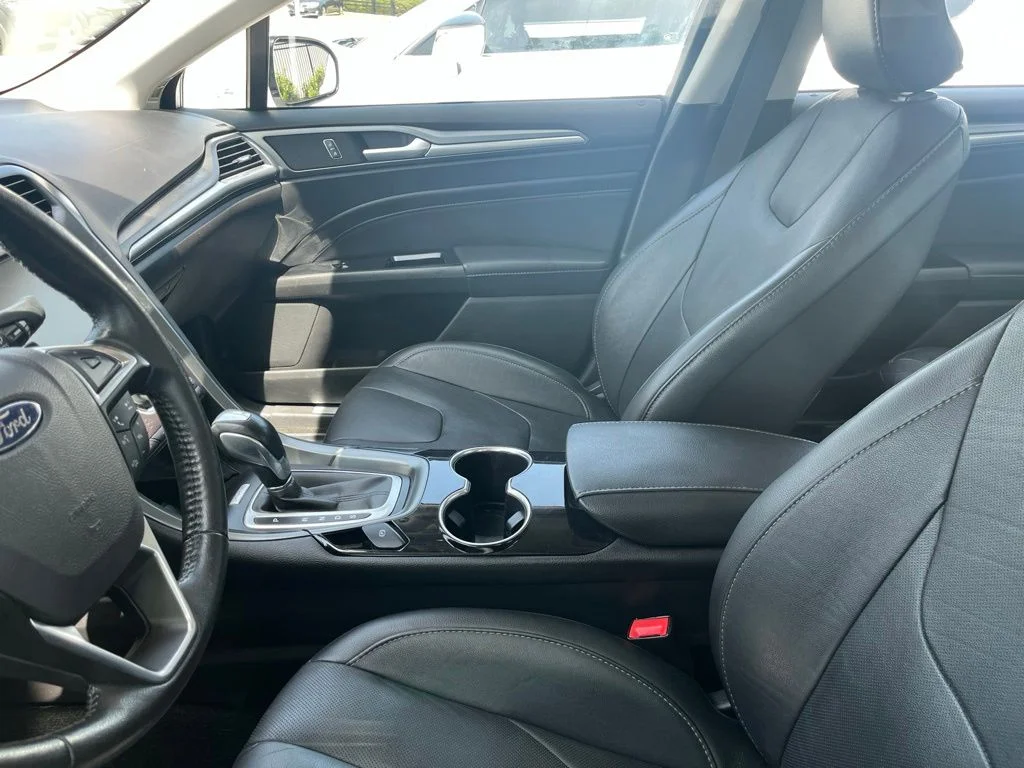 Used 2016 White Ford Titanium image 5