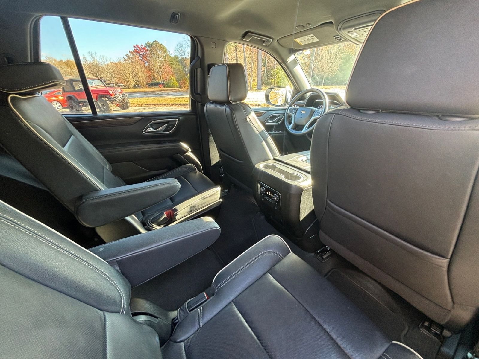 Used 2024 White Chevrolet Premier image 19