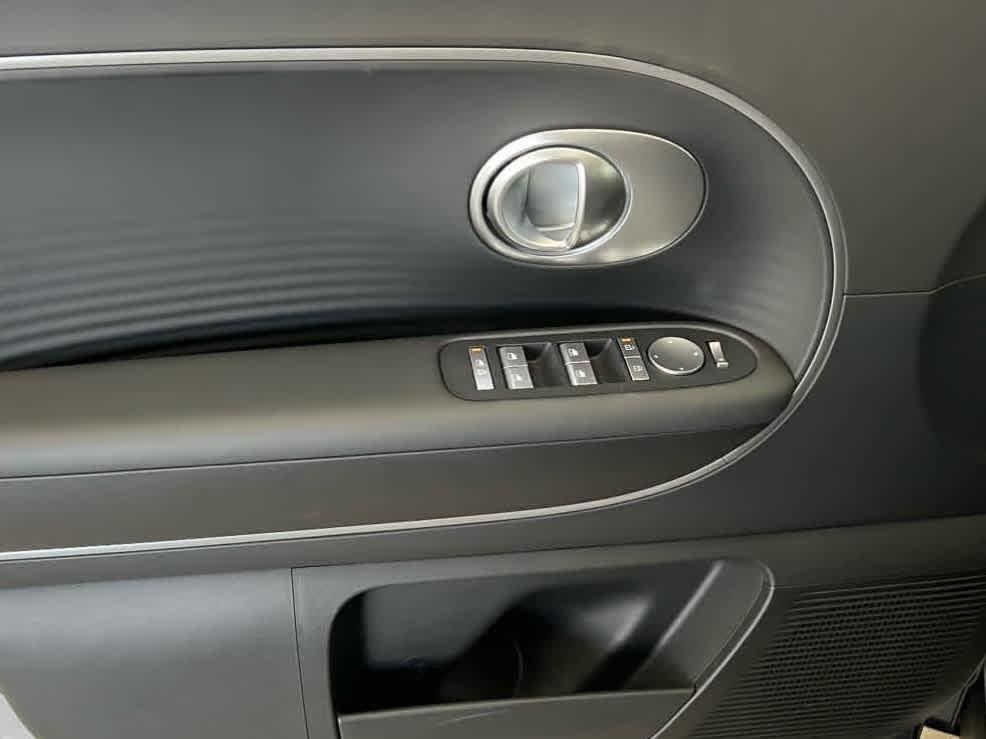 2026 Hyundai IONIQ 9 SE - Photo 11