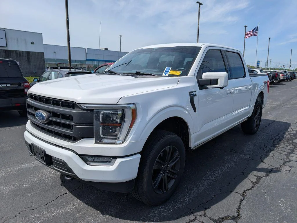 Used 2021 Oxford White Ford LARIAT image 4