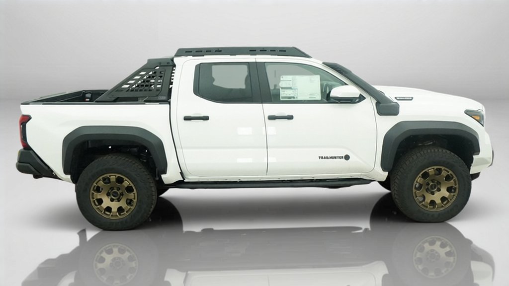 New 2026 Ice Cap Toyota Trailhunter image 42