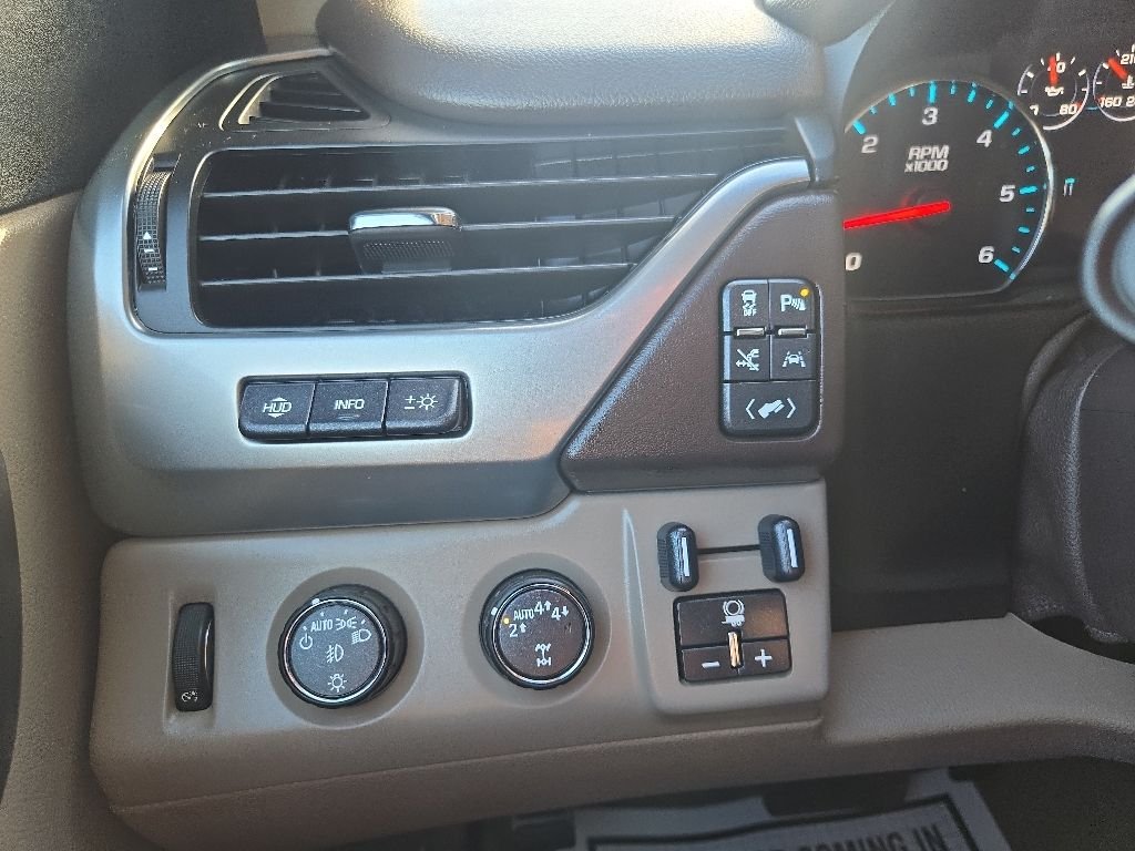 Used 2018 Gray Chevrolet Premier image 46